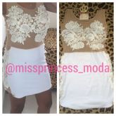 Vestido em cirrê com renda White